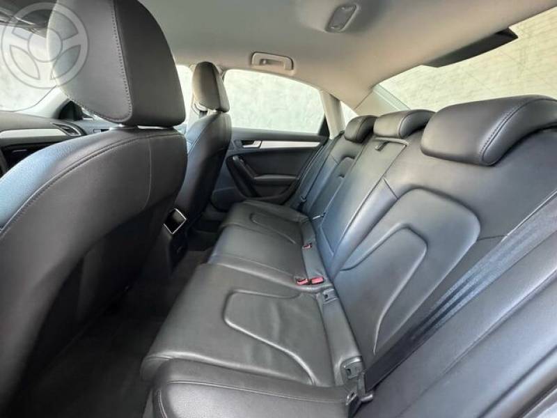 AUDI - AUDI A4 1.8 TFSI - 2014/2015 - PRATA - R$ 89.900,00