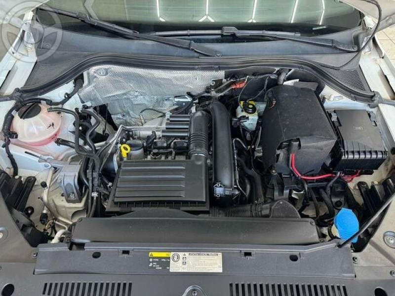 VOLKSWAGEN - TIGUAN 1.4 TSI - 2016/2017 - BRANCA - R$ 89.900,00