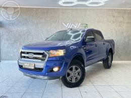FORD - RANGER XLS 2.2 4X4 AT - 2017/2018 - AZUL - R$ 130.000,00