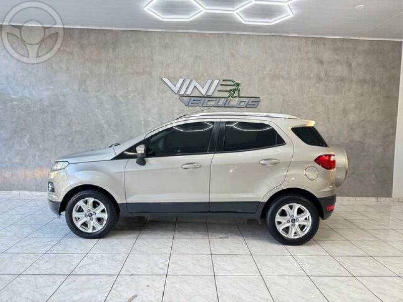 FORD - ECOSPORT TITANIUM 2.0 - 2013/2014 - PRATA - R$ 55.990,00