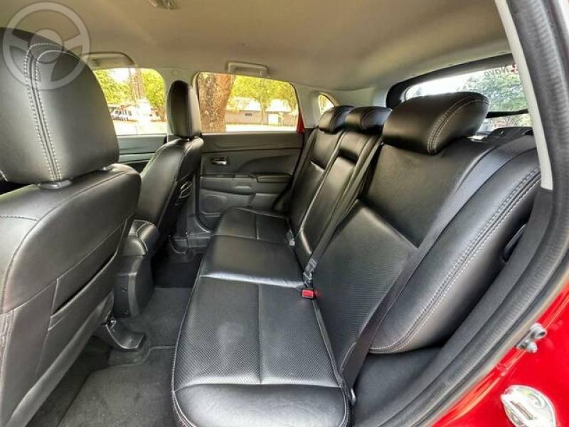 MITSUBISHI - ASX 2.0 AUT. - 2017/2018 - VERMELHA - R$ 89.900,00