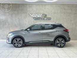 NISSAN - KICKS ADVANCE 1.6 FLEX - 2021/2022 - CINZA - R$ 99.900,00