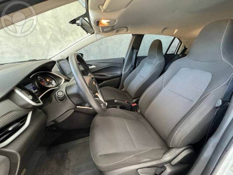 CHEVROLET - ONIX LT 1.0 FLEX - 2023/2023 - BRANCA - R$ 73.000,00