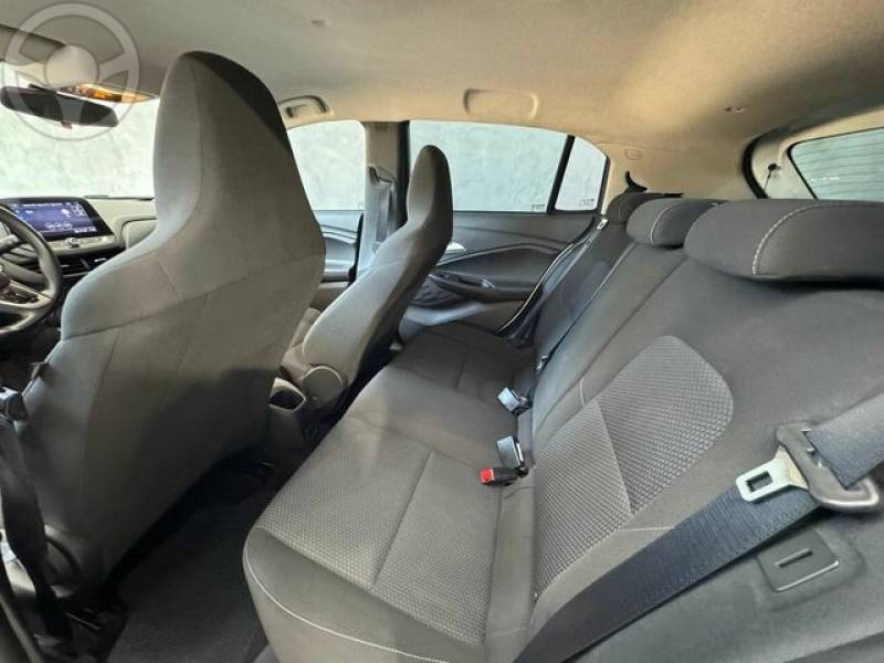 CHEVROLET - ONIX LT 1.0 FLEX - 2023/2023 - BRANCA - R$ 73.000,00