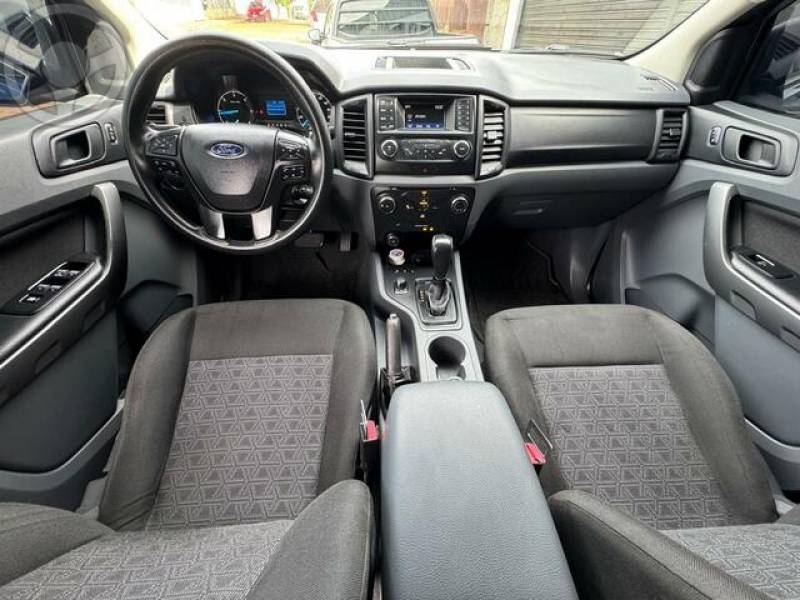 FORD - RANGER XLS 2.2 4X4 AT - 2017/2018 - AZUL - R$ 130.000,00