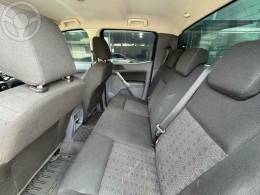 FORD - RANGER XLS 2.2 4X4 AT - 2017/2018 - AZUL - R$ 130.000,00